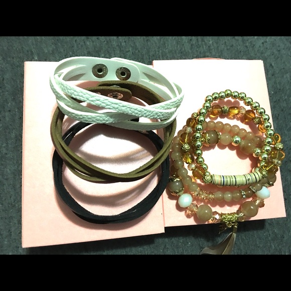 2 sets bracelets - Picture 2 of 5